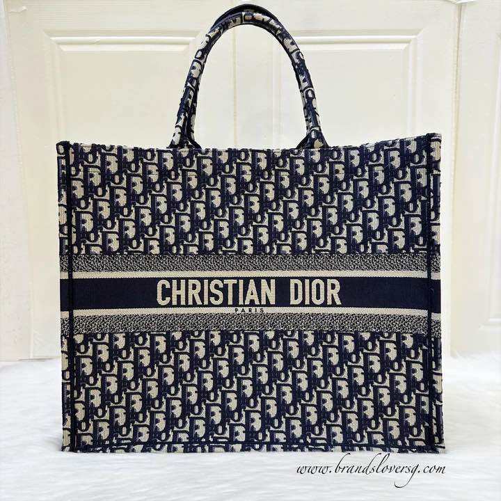 (Pre-loved) Dior Large Book Tote in Dark Blue Oblique Canvas